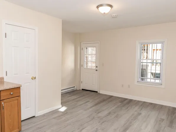 273 5th Street image 11 of 16