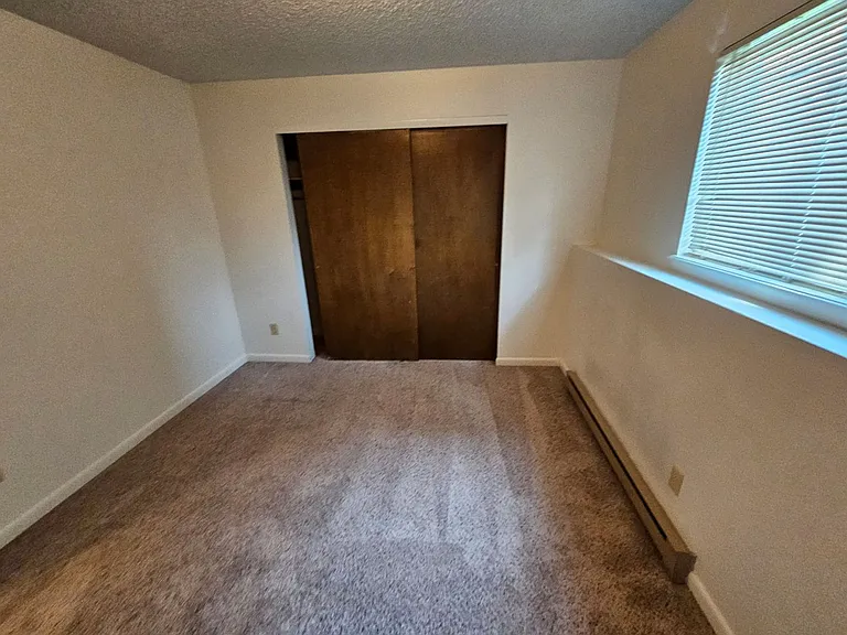 411 S Jefferson St — Photo 11
