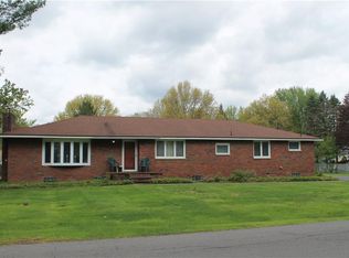 200 Woodspath Rd, Liverpool, NY 13090