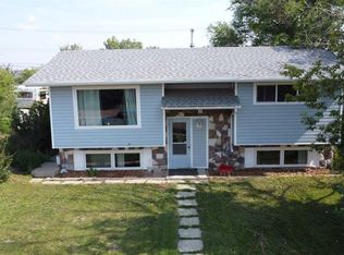 110 S 4th Ave E, Oyen, AB T0J2J0