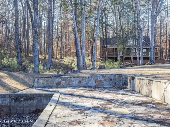 287 Cottage Ct, Dadeville, AL 36853