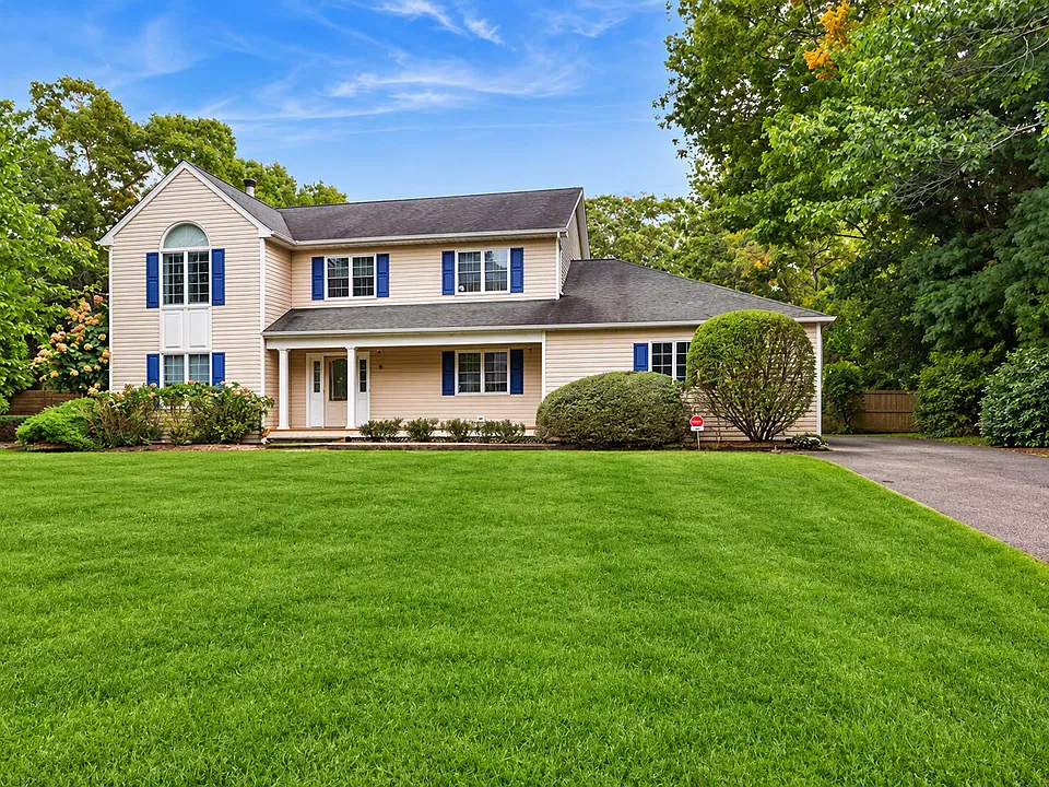 9 Wild Cherry Ln