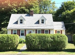 17 North St, Greenfield, MA 01301
