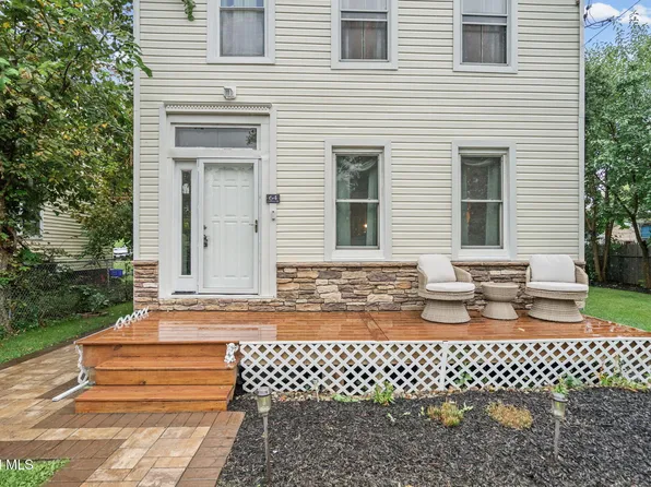 64 Campbell Avenue, Troy, NY 12180