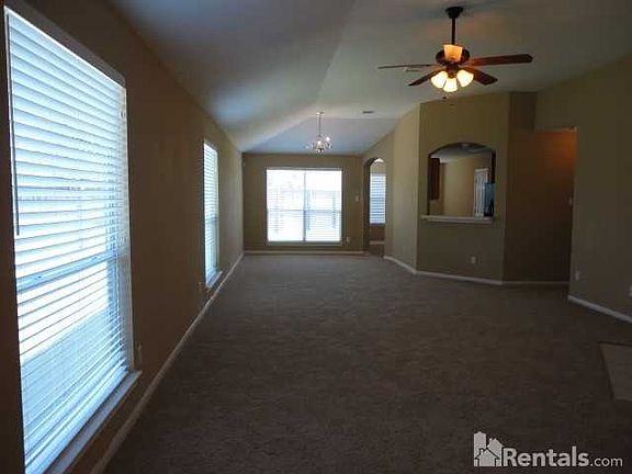 2nd image of 3502 Dahlia Hill St