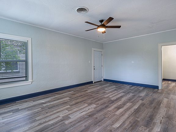 3rd image of 517 S Bolton St #4