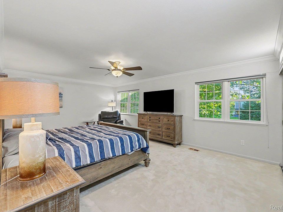 2668 Williamsburg Cir, photo 14