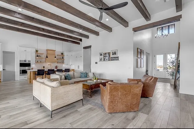 35150 N Bell Rd — Photo 25