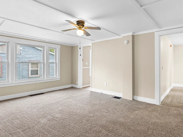 113 Barlow St #1 — Photo 15
