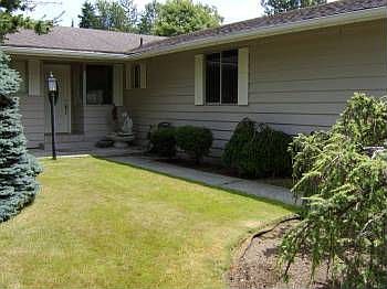1st image of 1411 E Lakeshore Dr