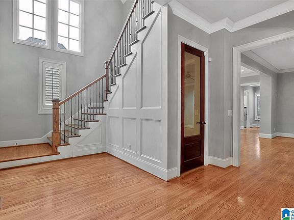3rd image of 2246 Ross Ave