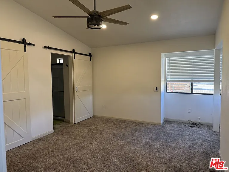 47041 Old Pioneer Town Rd — Photo 10