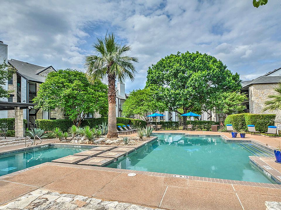 Sparkling Pool with Sundeck
