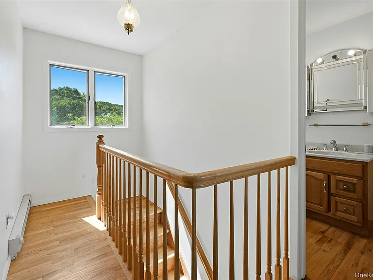 65 Lake Dr — Photo 16