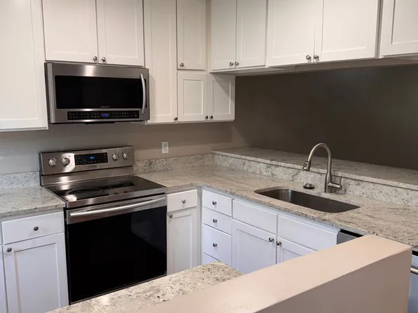 207 Countryplace Ln, Lynchburg, VA 24501