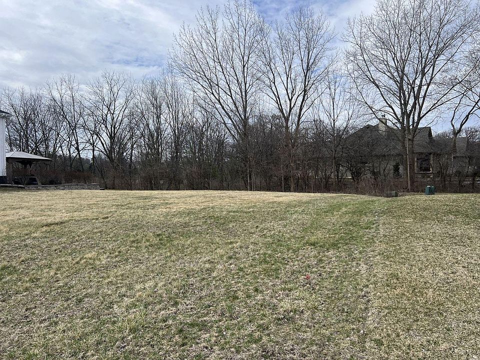 1st image of 24723 Sleepy Hollow Ln