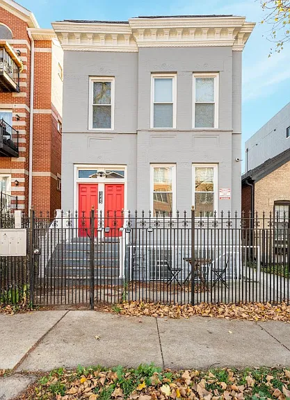 1443 N Campbell Ave #2R — Photo 1