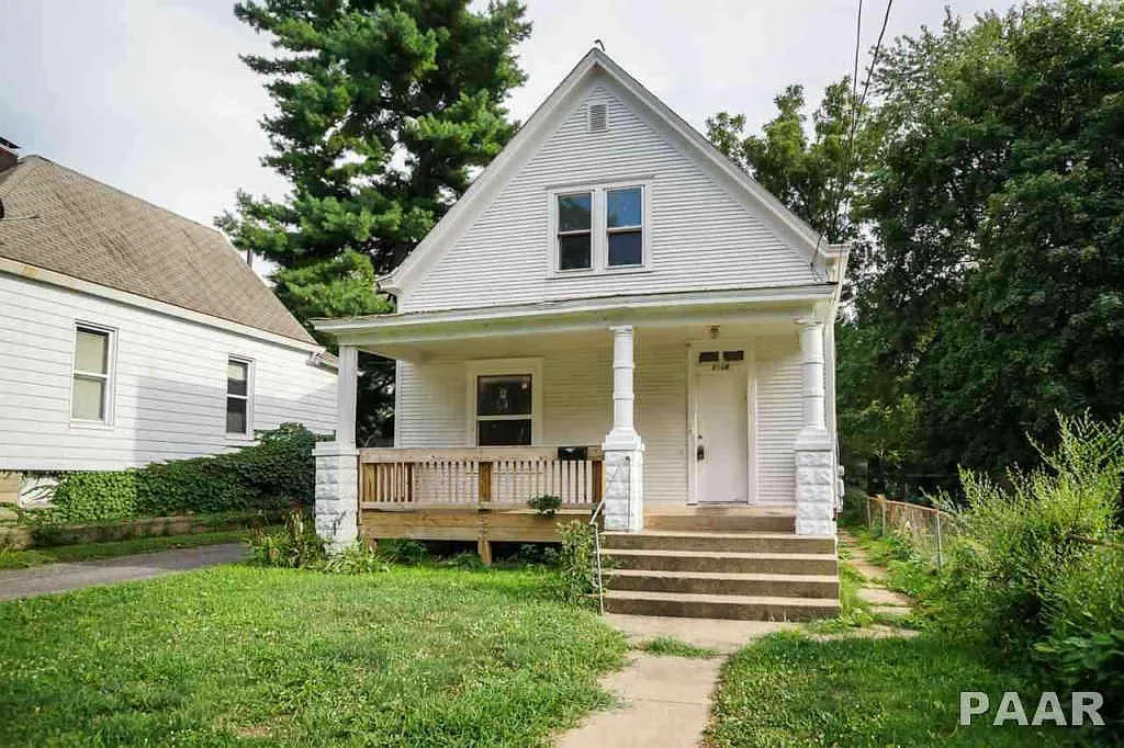 1106 E Nebraska Ave photo 1