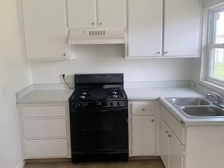 213 Oildale Dr #A-C — Photo 7
