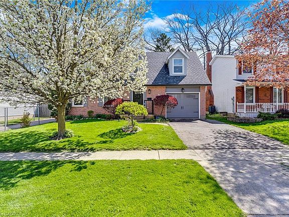 2nd image of 288 Grand Ridge Dr