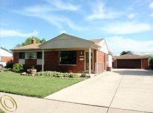 22769 W Keyes St, Taylor, MI 48180