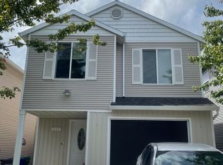 665 SE 148th Ave, Portland, OR 97233