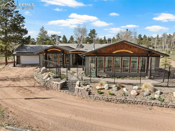 100 Kinnikinnick Dr, Woodland Park, CO 80863