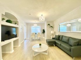 7220 Westpointe Blvd