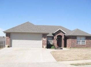 331 Halleck Coach Rd, Centerton, AR 72719