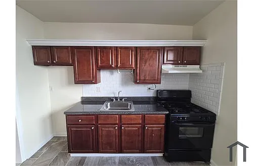 119 Bragaw Ave #1 Photo 1