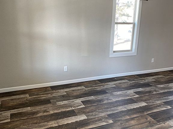 2nd image of 419 2nd St SE #419