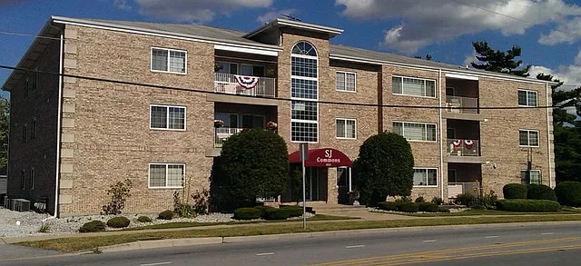 18215 Wentworth Ave APT 2B photo 1