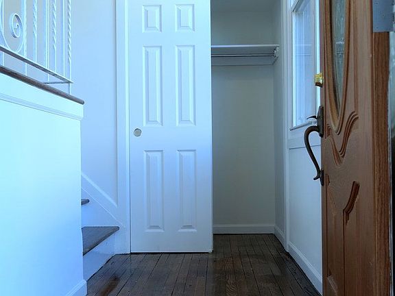 5th image of 10523 Avenue N