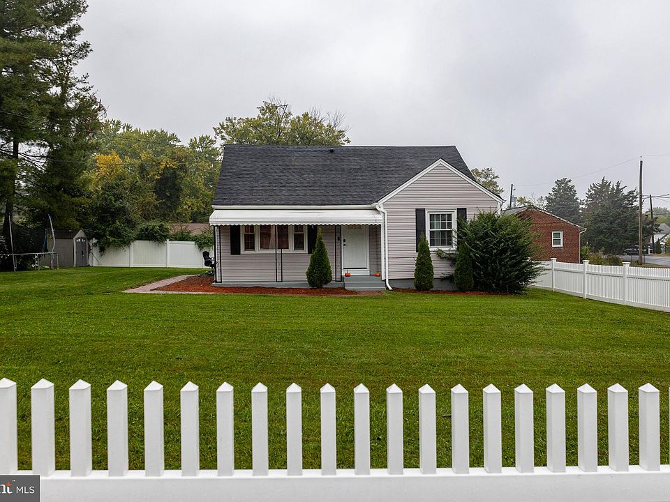 1st image of 7804 Putnam Ln