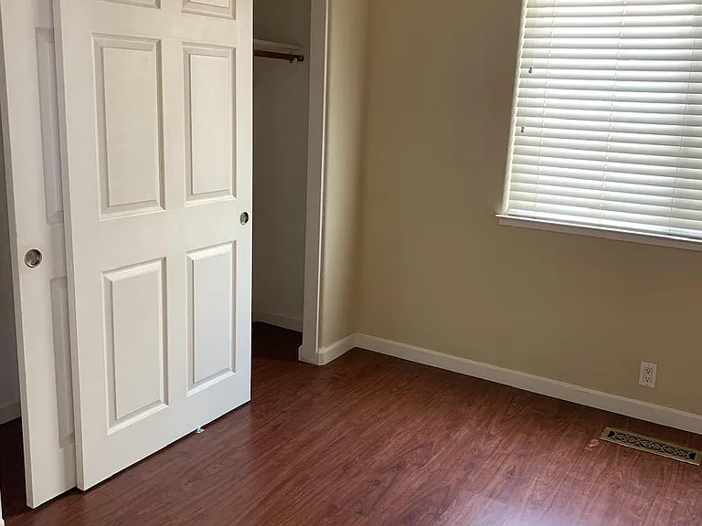 1772 Dolphin Pl — Photo 5