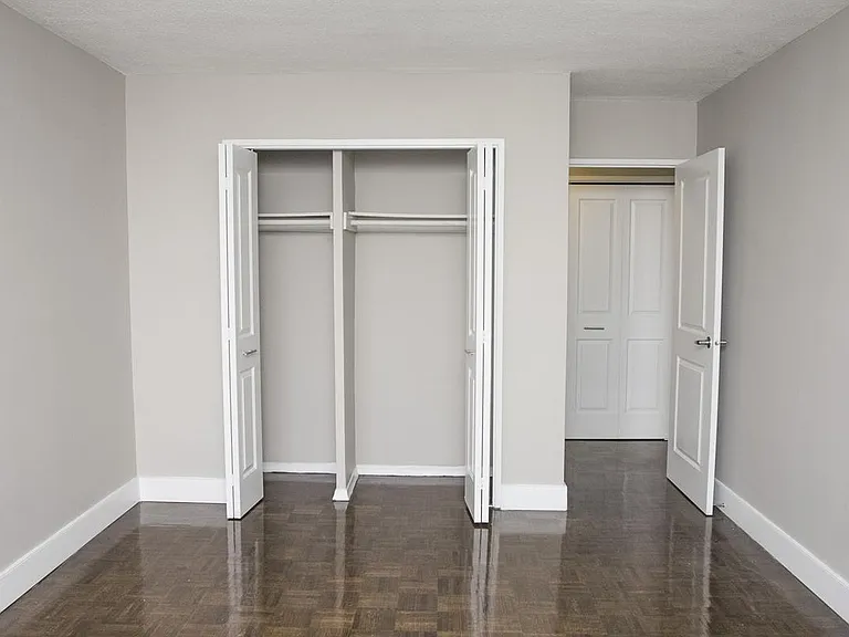 2185 Sheridan Park Dr — Photo 46