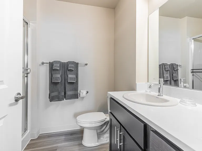Fox Ridge Apartments — Photo 7