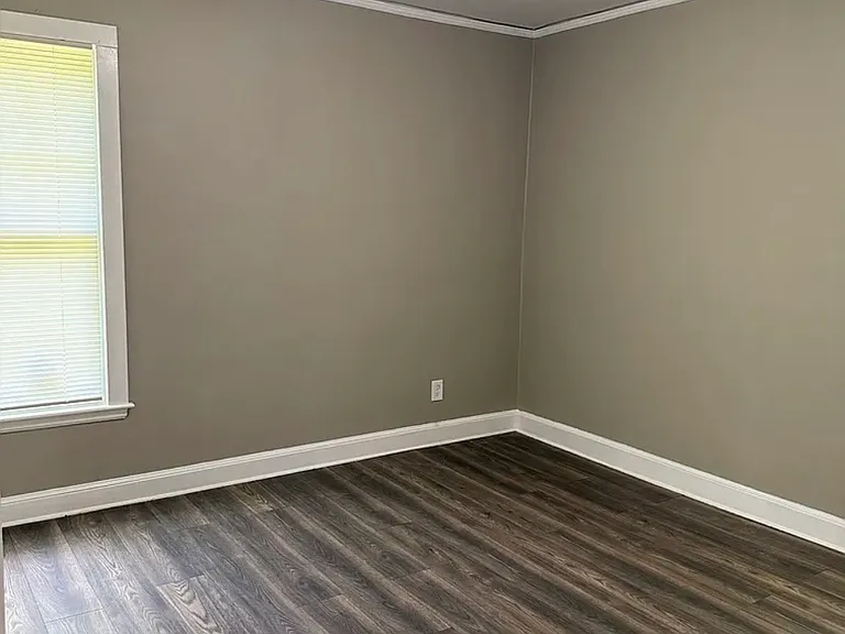 3376 Spottswood Ave — Photo 12