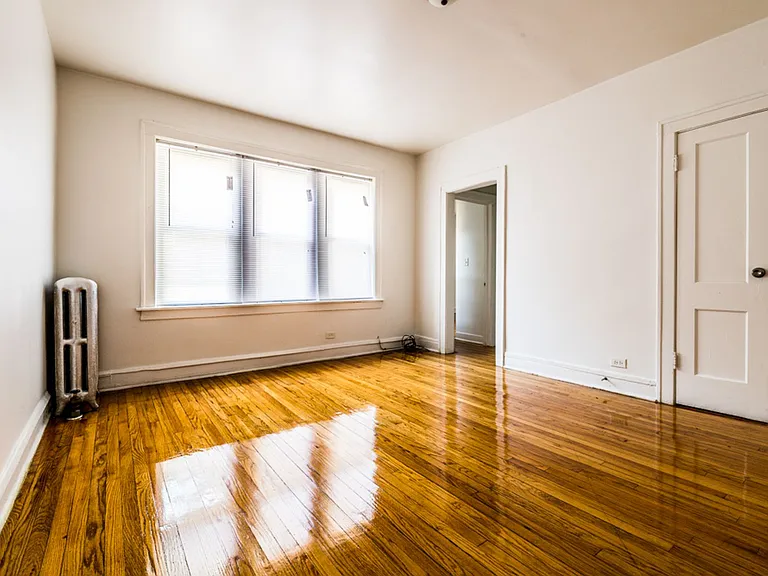7825 S Emerald — Photo 13
