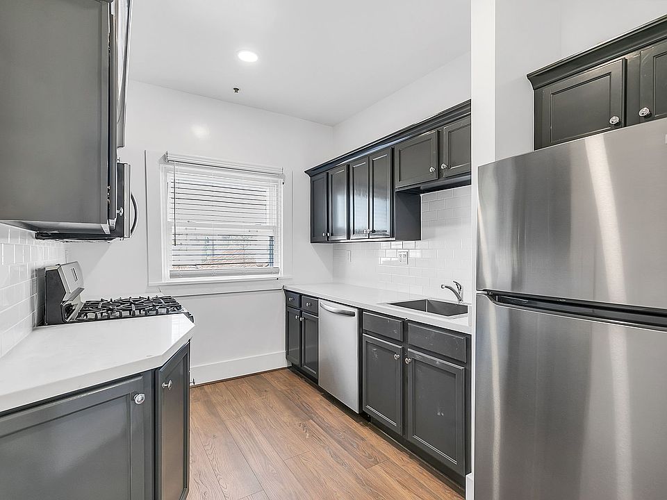 1st image of 6533 Hollywood Blvd APT 301