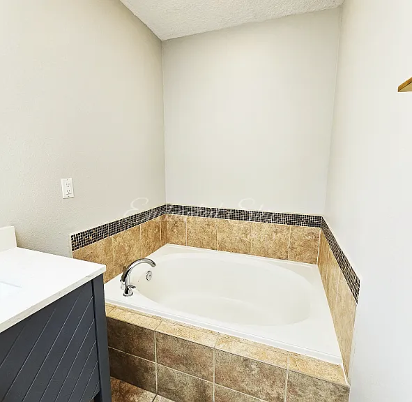 5751 Witkin St SE — Photo 41