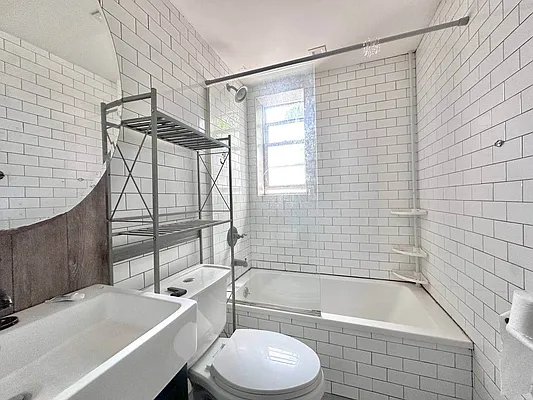 Rented by Doorway NYC, LLC | media 25