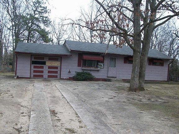 3rd image of 1411 Marshall St