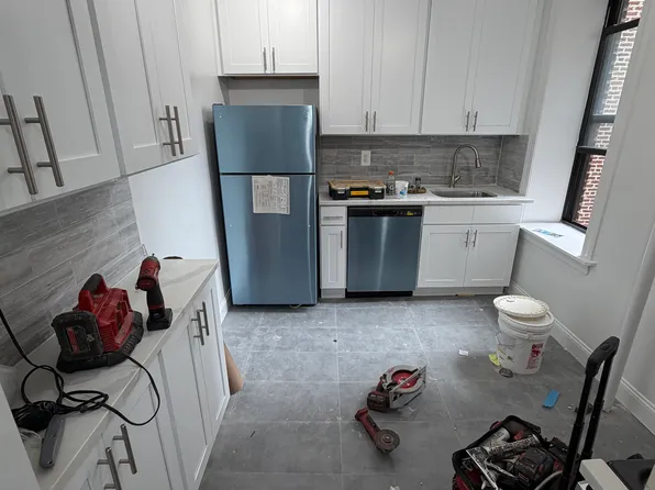 119-51 Metropolitan Avenue image 1 of 7