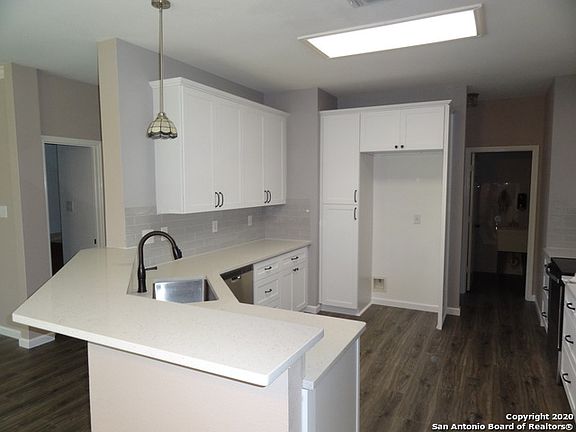 5th image of 15338 Preston Pass Dr