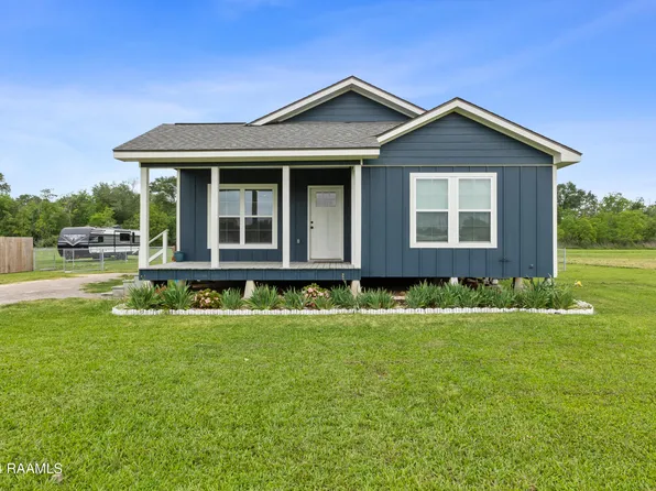 184 Cobblestone Rd, Church Point, LA 70525