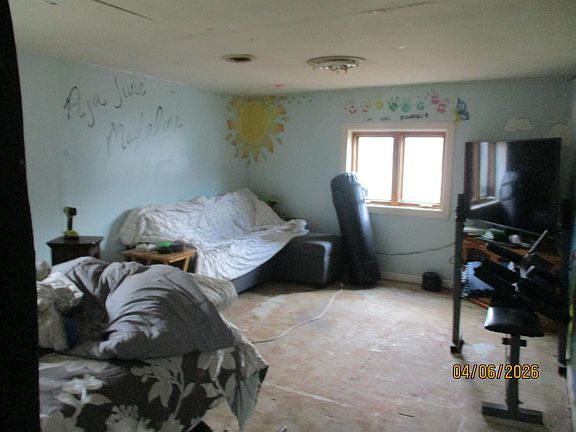 5th image of 5792 Howell Rd