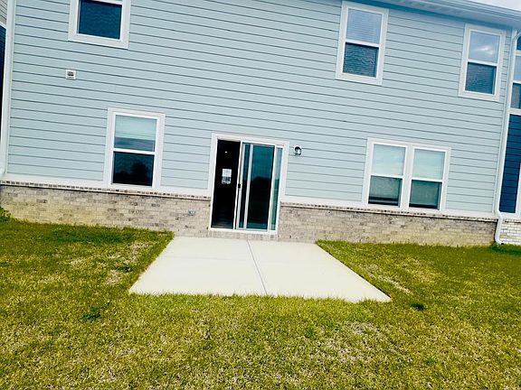 3rd image of 18702 Walsh Way