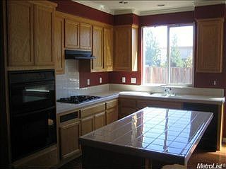 3rd image of 9523 Highland Park Dr