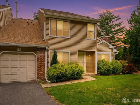 38 Cherrywood Dr, Somerset, NJ 08873